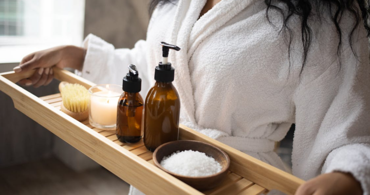 Best Essential Oils for Skincare and How to Use Them